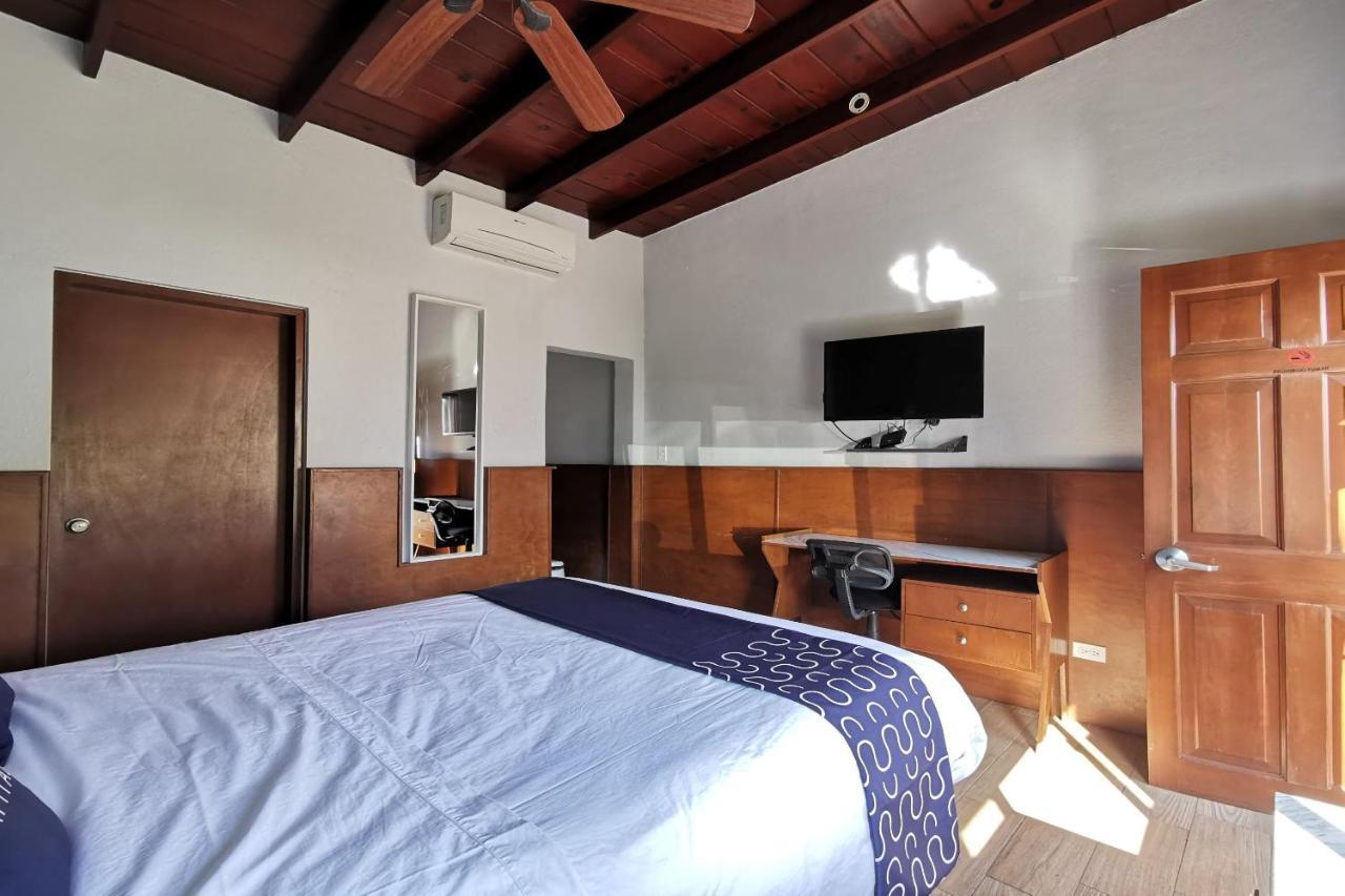Capital O Hotel America Ensenada Eksteriør billede